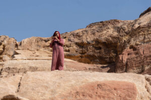 Arabka grająca na flecie