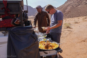 Lunch na pustyni Wadi Rum