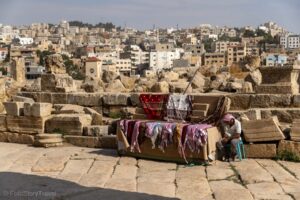 Jerash, stoisko z ubraniami