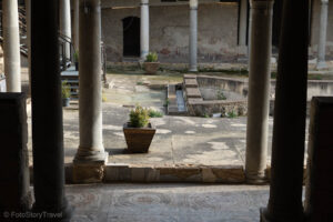 Patio w Villa Romana del Casale