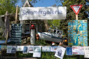 Lokalna tablica ogłoszeń na Hiddensee