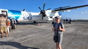 Samolot SATA Airlines na lotnisku w Horta