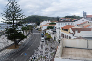 Avenida 25. de Abril w Horta