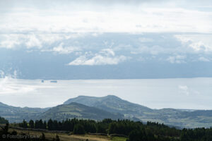 Widok na wyspę Pico i szczyt Pico