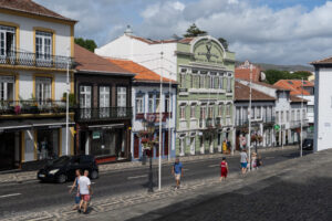 Ulica Rua da Sé w Angra do Heroismo