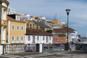 Dzielnica przy porcie w Angra do Heroismo